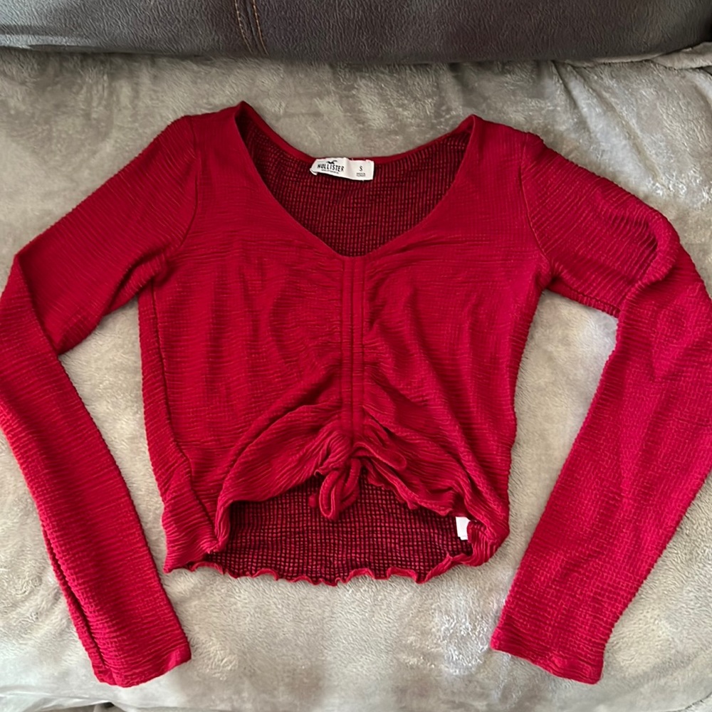 Red crop top size small